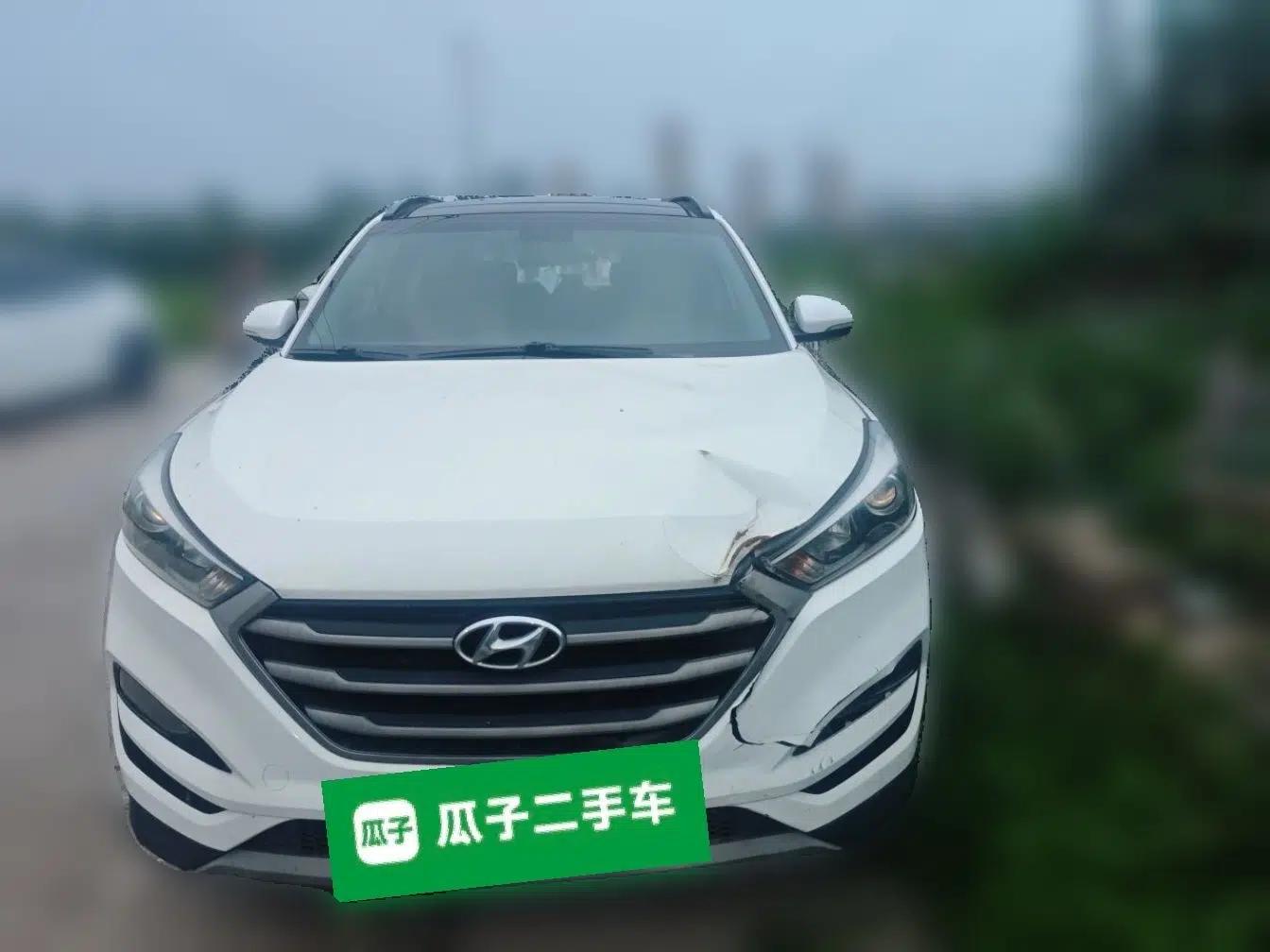 Hyundai Tucson 2018 1.6T Dual-Clutch Two-Wheel Drive 15th Anniversary Special Edition — миниатюра 2
