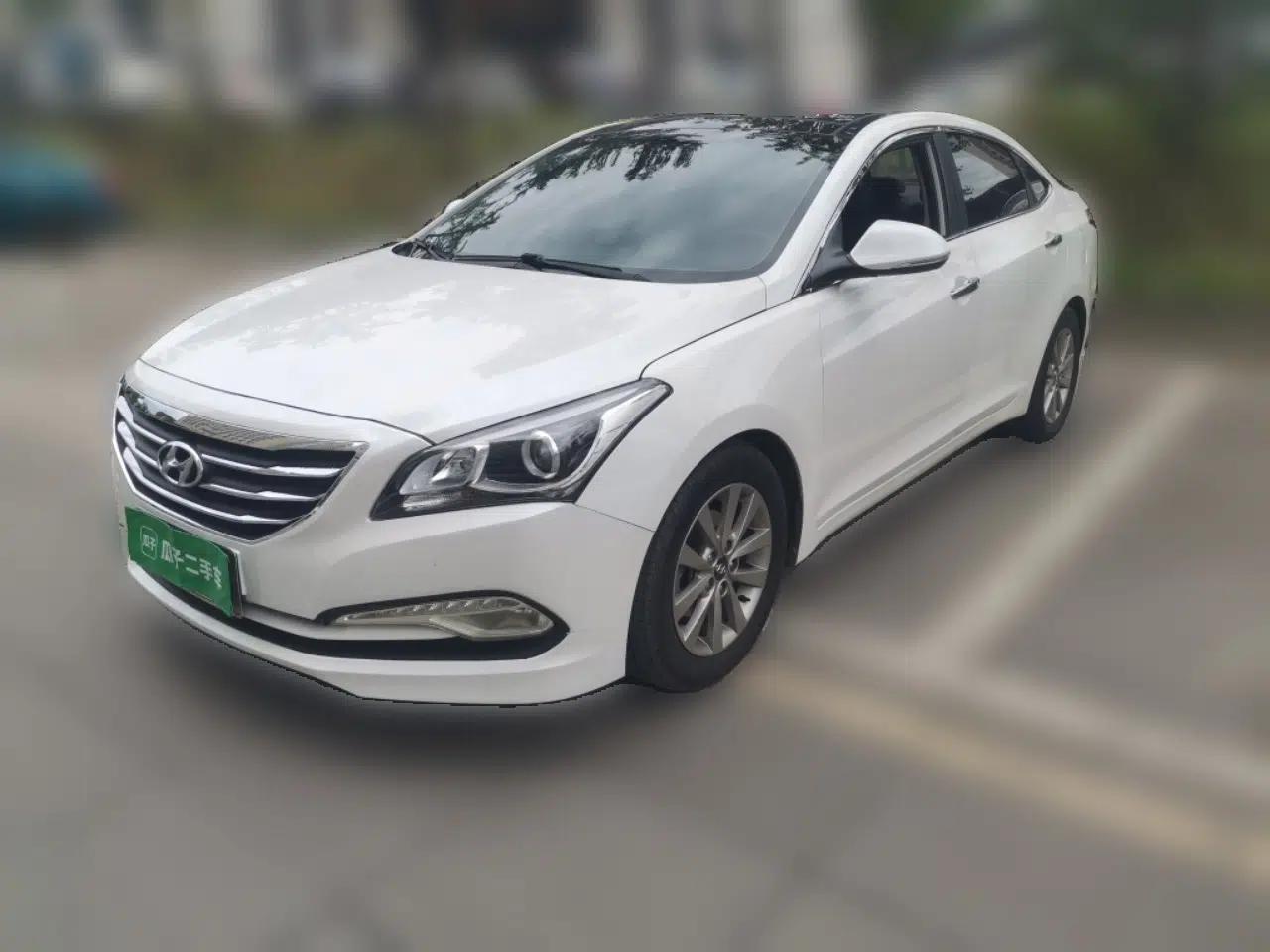 Hyundai Mistra 2014 1.8L Automatic Smart GLS — миниатюра 1