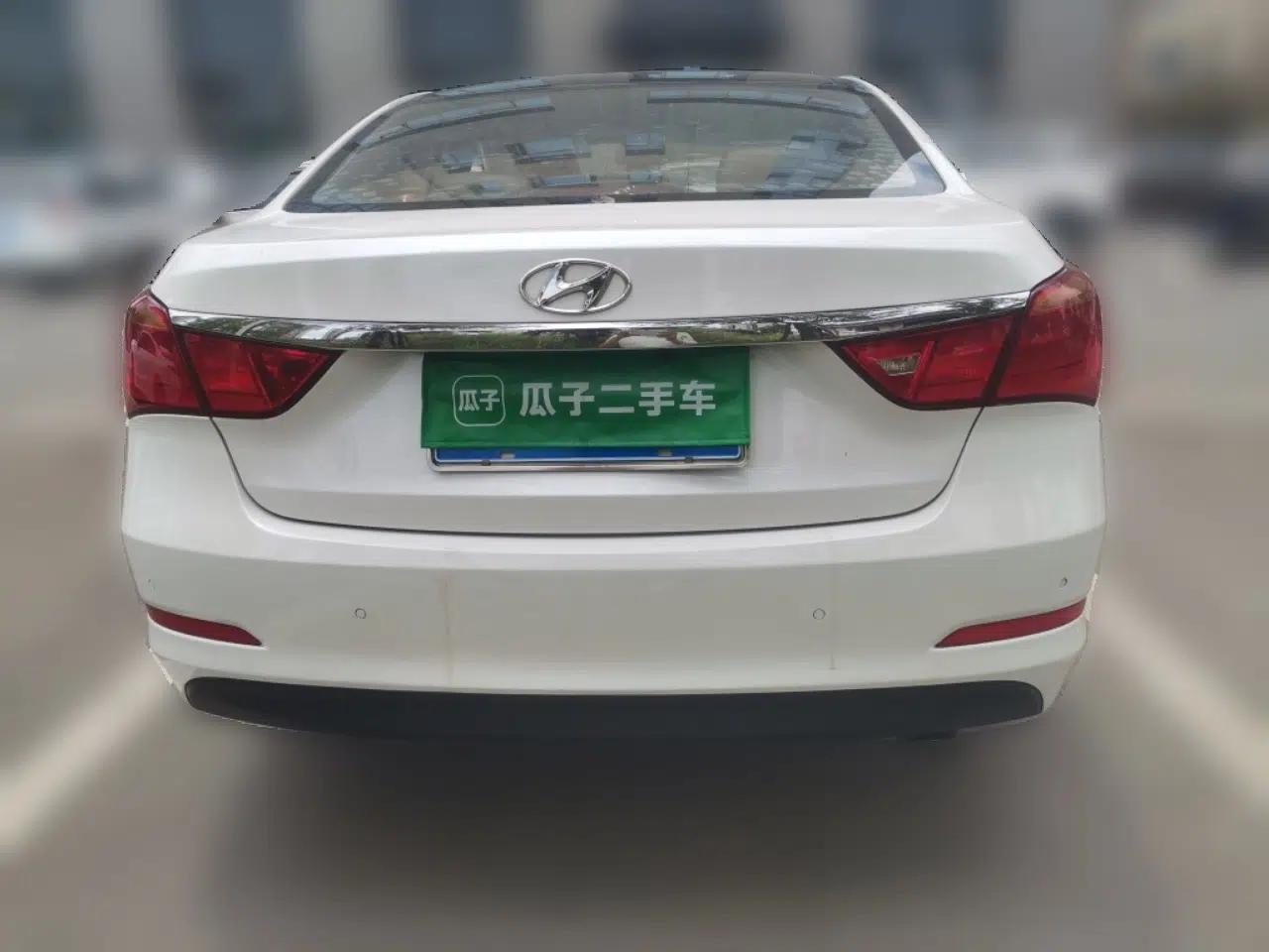 Hyundai Mistra 2014 1.8L Automatic Smart GLS — миниатюра 5