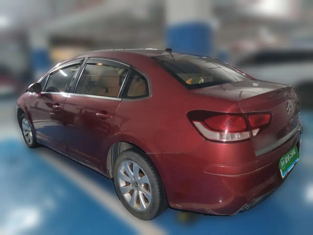 Citroen C-Quatre 2010 Sedan 1.6L Automatic Shangle Edition — миниатюра 5