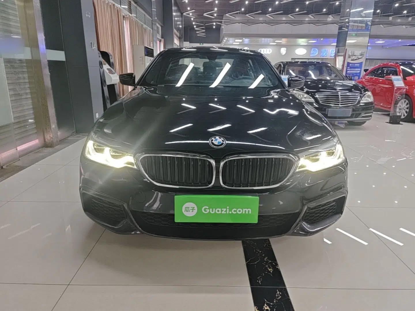 BMW 5 Series 2020 530Li Leading Model M Sport Package — миниатюра 2
