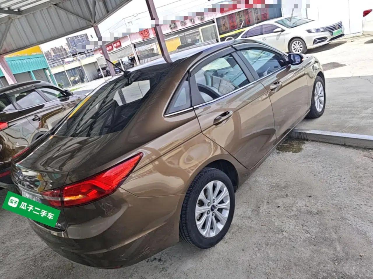 Ford Escort 2017 Happiness Edition 1.5L Automatic Fashion Version — миниатюра 6