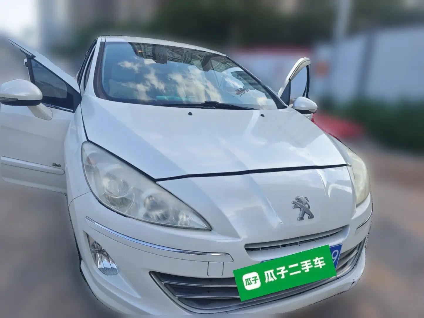 Peugeot 408 2013 2.0L Automatic Comfort Edition — миниатюра 3