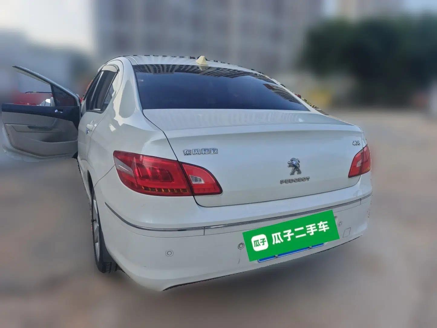 Peugeot 408 2013 2.0L Automatic Comfort Edition — миниатюра 4