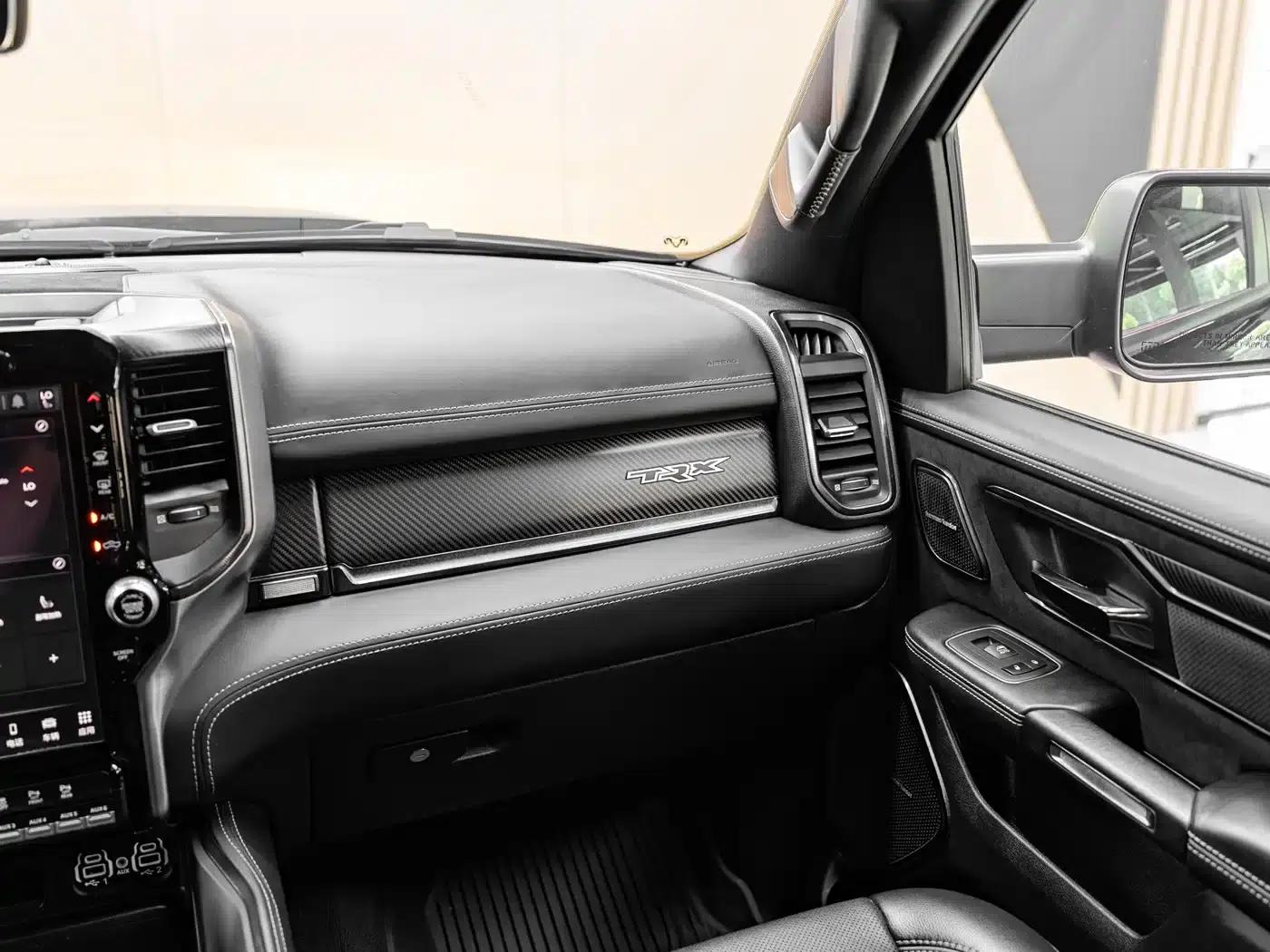 RAM Trucks Tyrannosaurus Rex 2022 6.2T US Spec — миниатюра 13