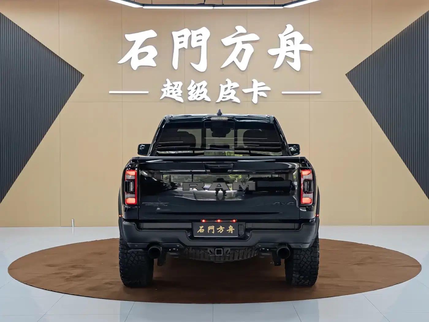 RAM Trucks Tyrannosaurus Rex 2022 6.2T US Spec — миниатюра 4