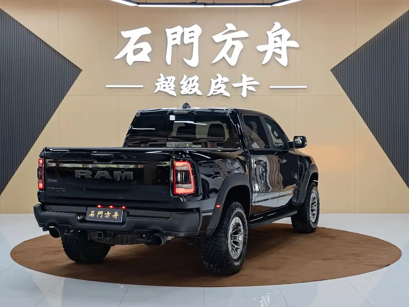 RAM Trucks Tyrannosaurus Rex 2022 6.2T US Spec — миниатюра 5