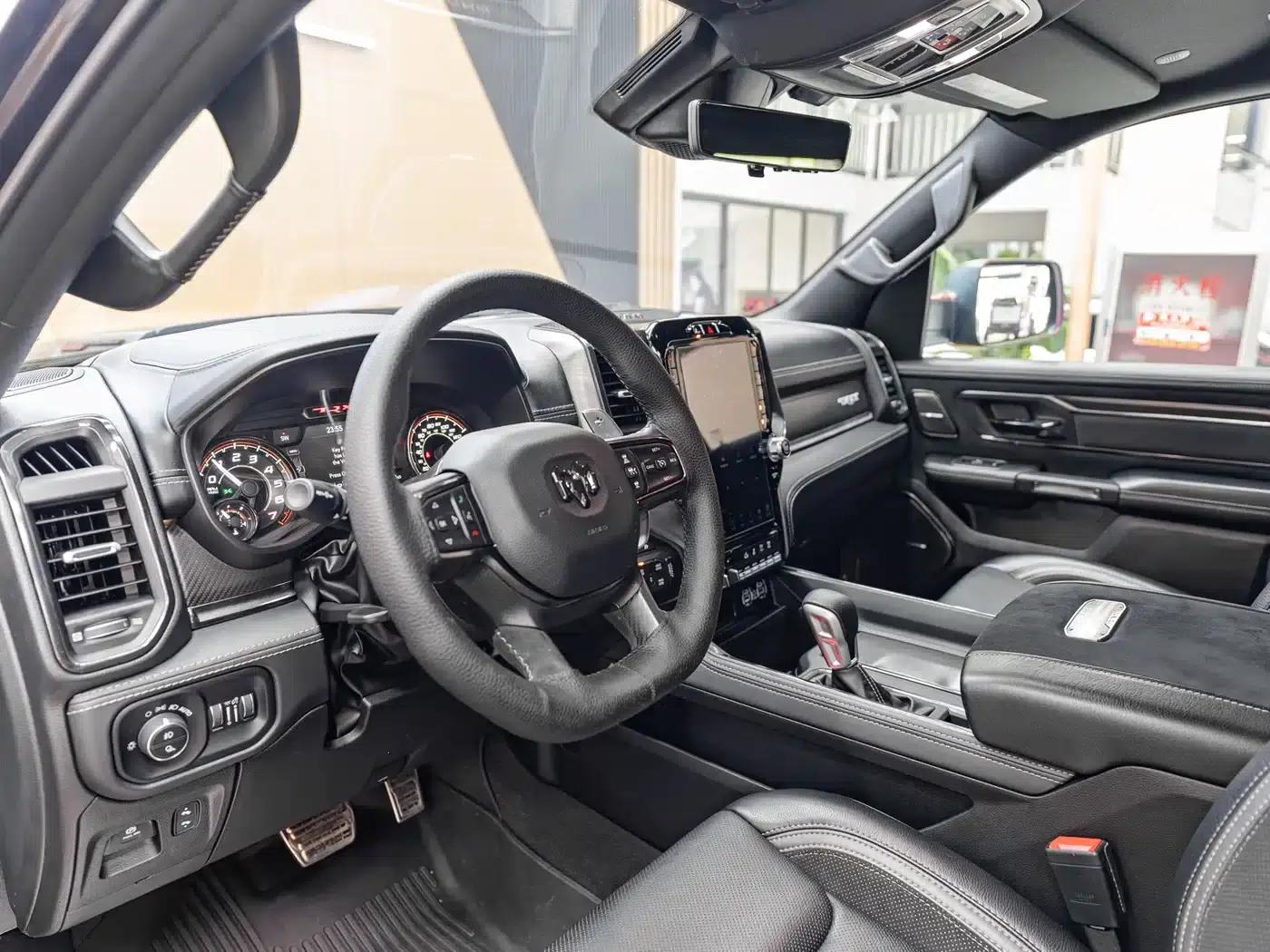 RAM Trucks Tyrannosaurus Rex 2022 6.2T US Spec — миниатюра 6