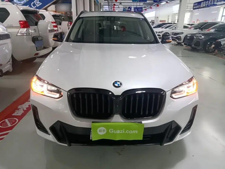 BMW X3 2022 Facelift xDrive30i Luxury Edition M Night Edition Package — миниатюра 2