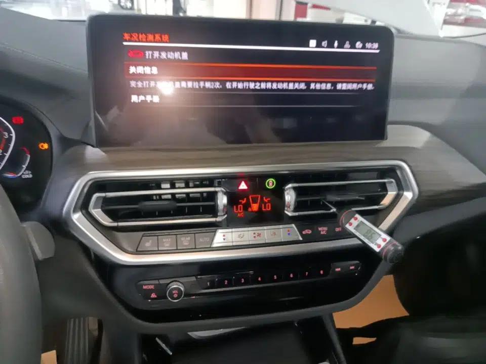BMW X3 2022 Facelift xDrive30i Luxury Edition M Night Edition Package — миниатюра 15