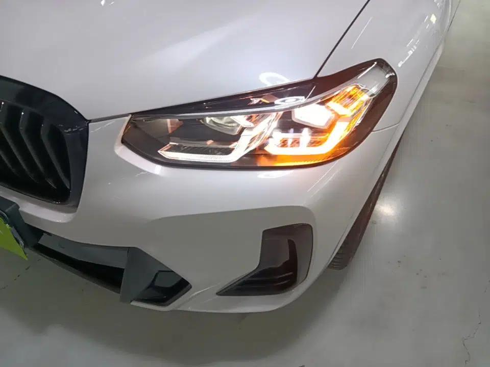 BMW X3 2022 Facelift xDrive30i Luxury Edition M Night Edition Package — миниатюра 8
