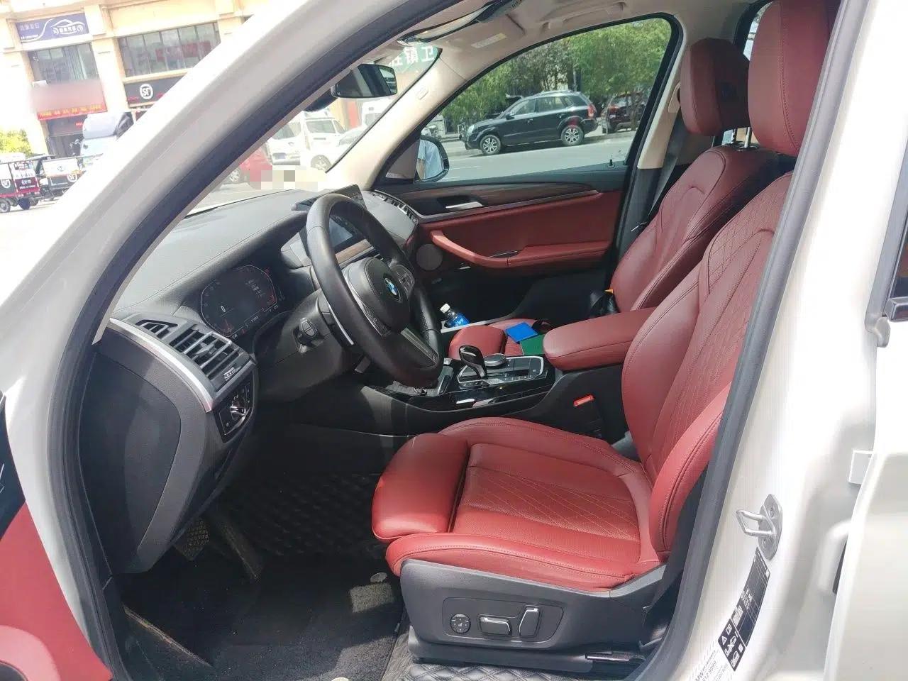 BMW X3 2023 xDrive30i Leading Model M Night Edition Package — миниатюра 15