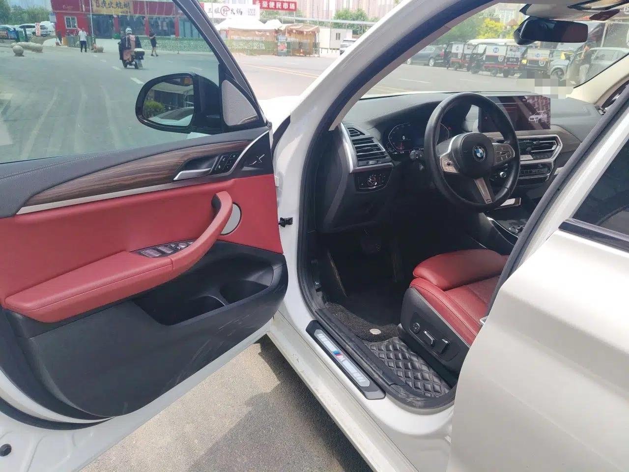 BMW X3 2023 xDrive30i Leading Model M Night Edition Package — миниатюра 16