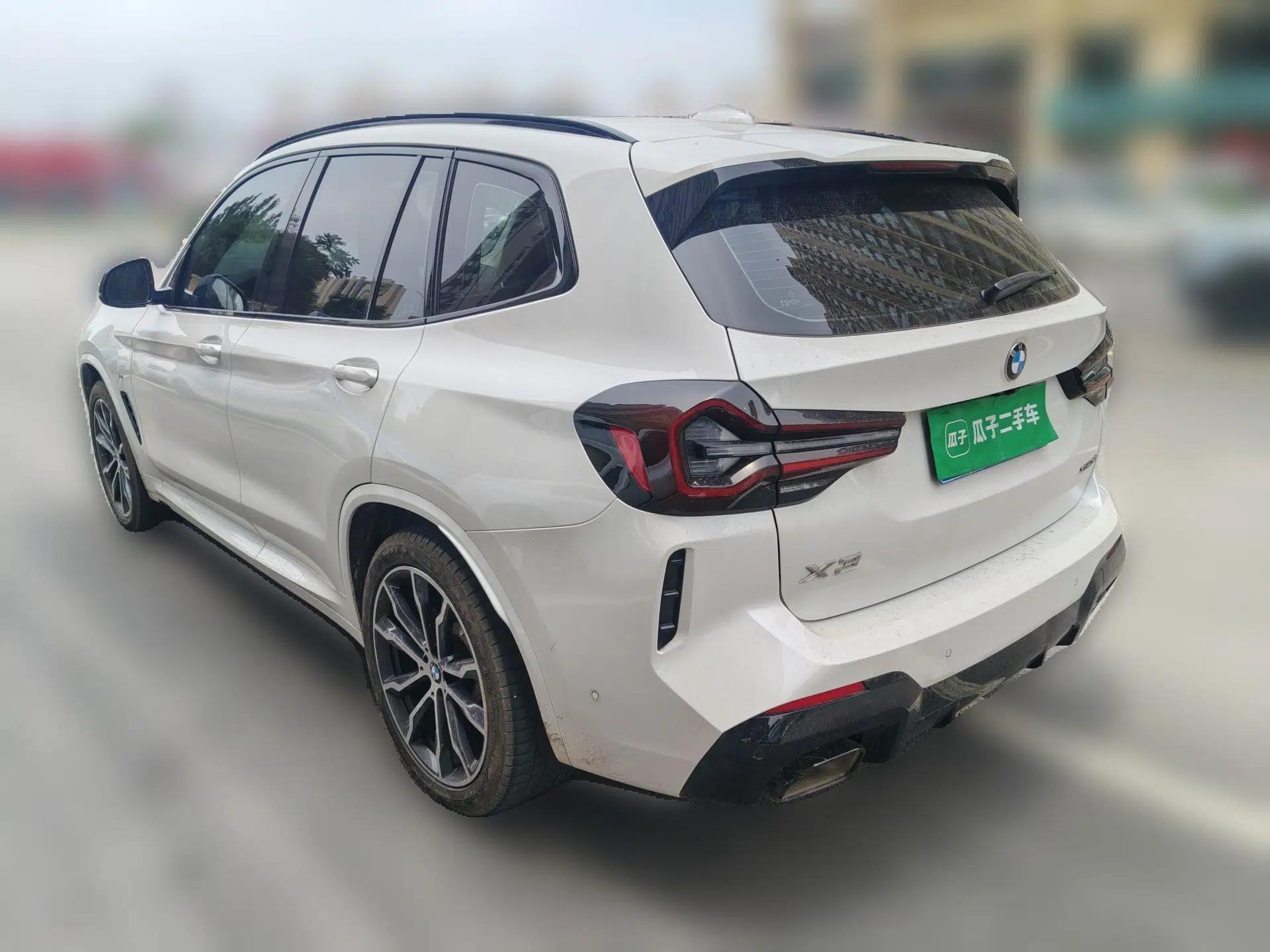 BMW X3 2023 xDrive30i Leading Model M Night Edition Package — миниатюра 4