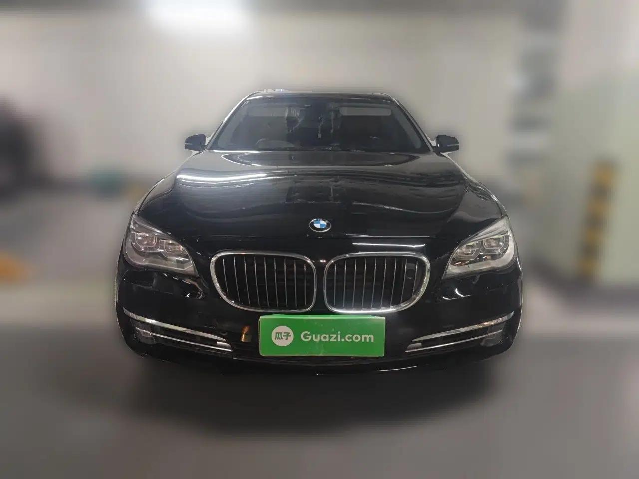BMW 7 Series 2013 740Li Luxury Model — миниатюра 2
