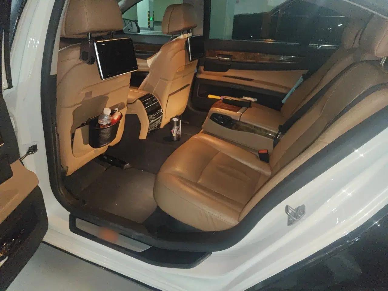 BMW 7 Series 2013 740Li Luxury Model — миниатюра 17