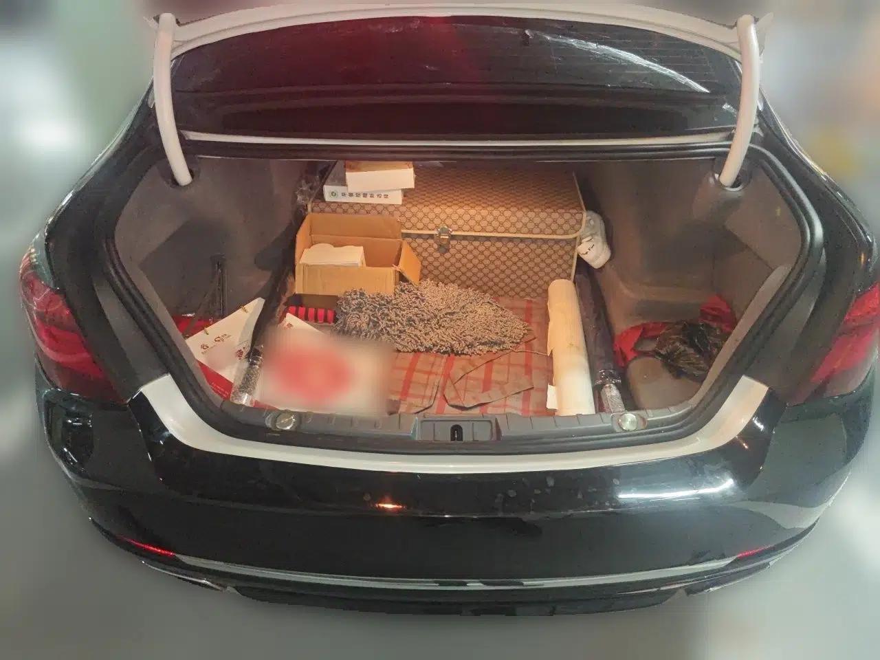 BMW 7 Series 2013 740Li Luxury Model — миниатюра 19