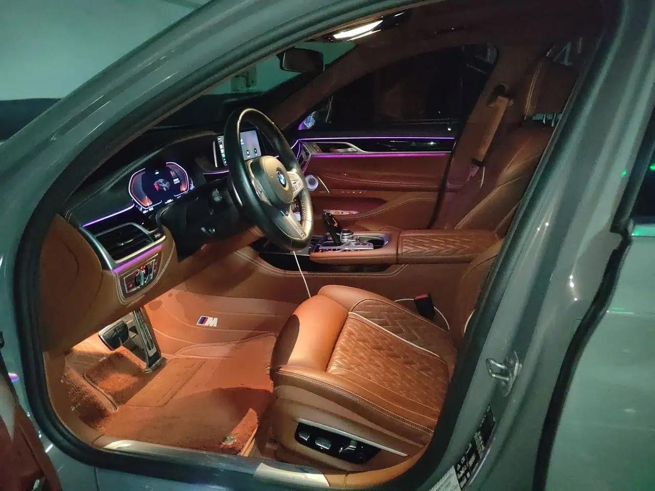 BMW 7 Series 2021 740Li xDrive Executive M Sport Package — миниатюра 15