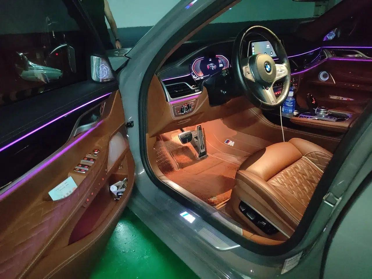 BMW 7 Series 2021 740Li xDrive Executive M Sport Package — миниатюра 16