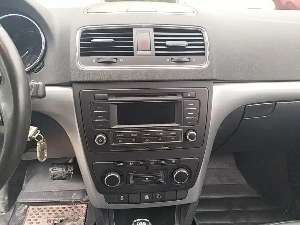 Yeti 2014 1.8TSI DSG Polar Edition — миниатюра 13