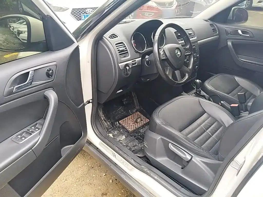 Yeti 2014 1.8TSI DSG Polar Edition — миниатюра 16