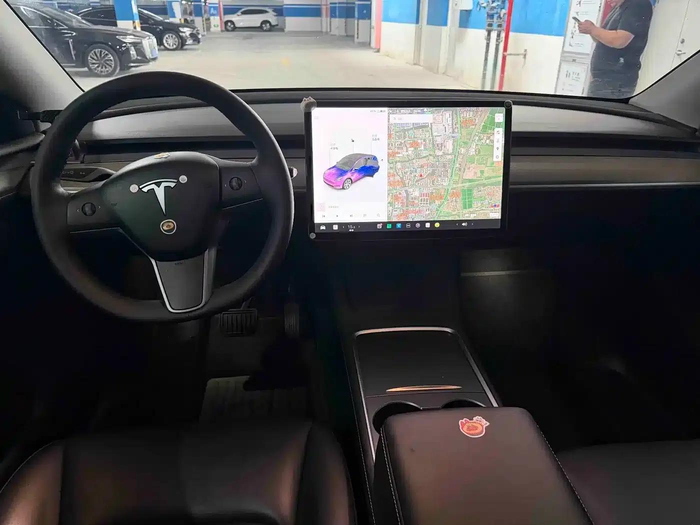 Model Y 2021 Long Range All-Wheel Drive — миниатюра 6
