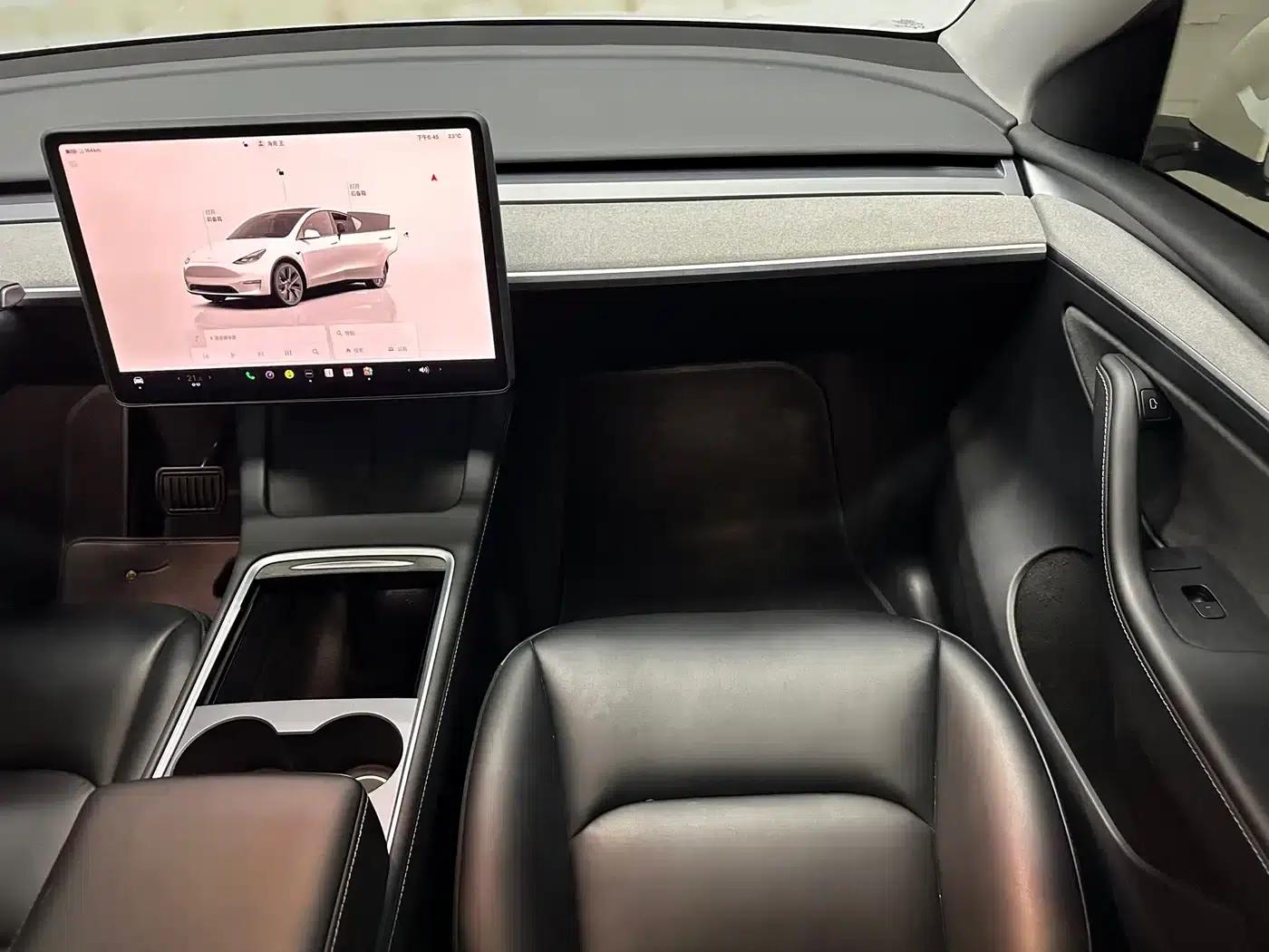 Model Y 2024 Rear-Wheel Drive — миниатюра 13