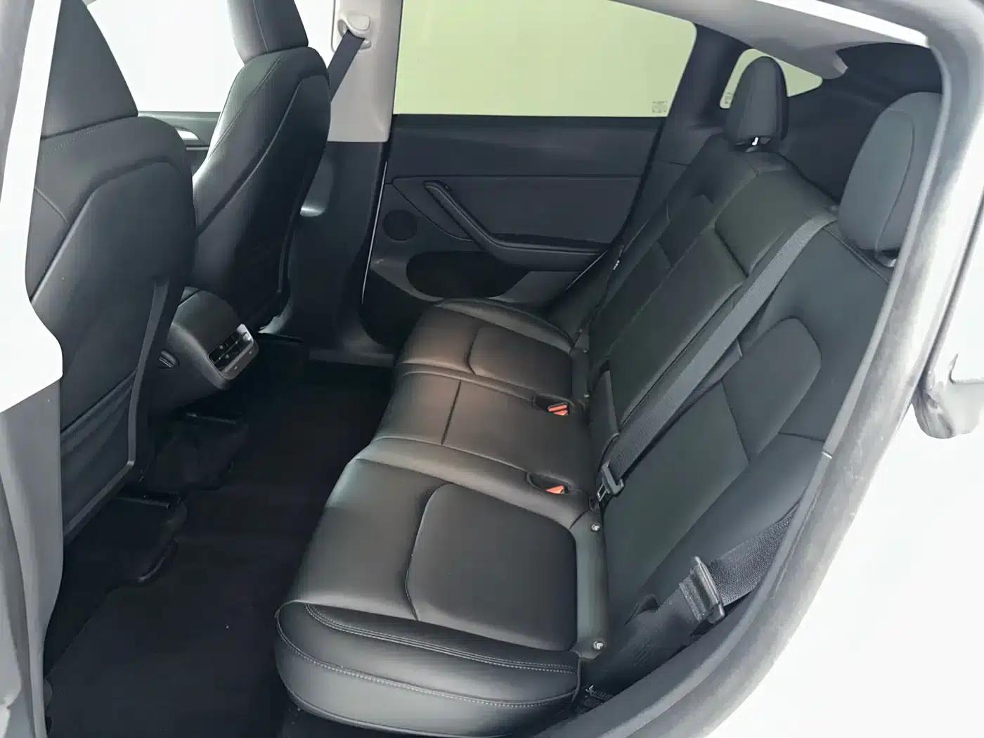 Model Y 2024 Rear-Wheel Drive — миниатюра 8