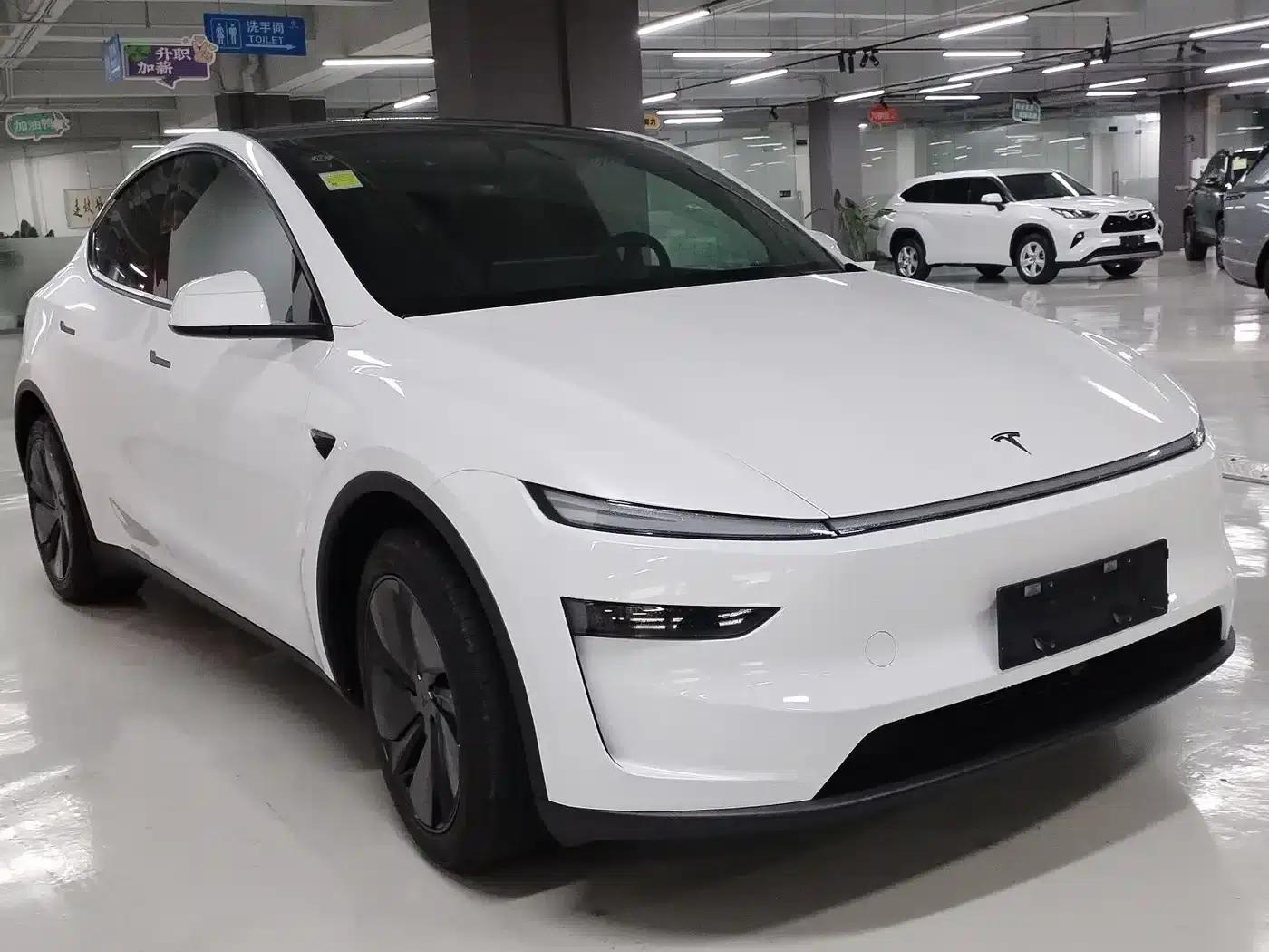 Model Y 2026 Rear-Wheel Drive — миниатюра 3