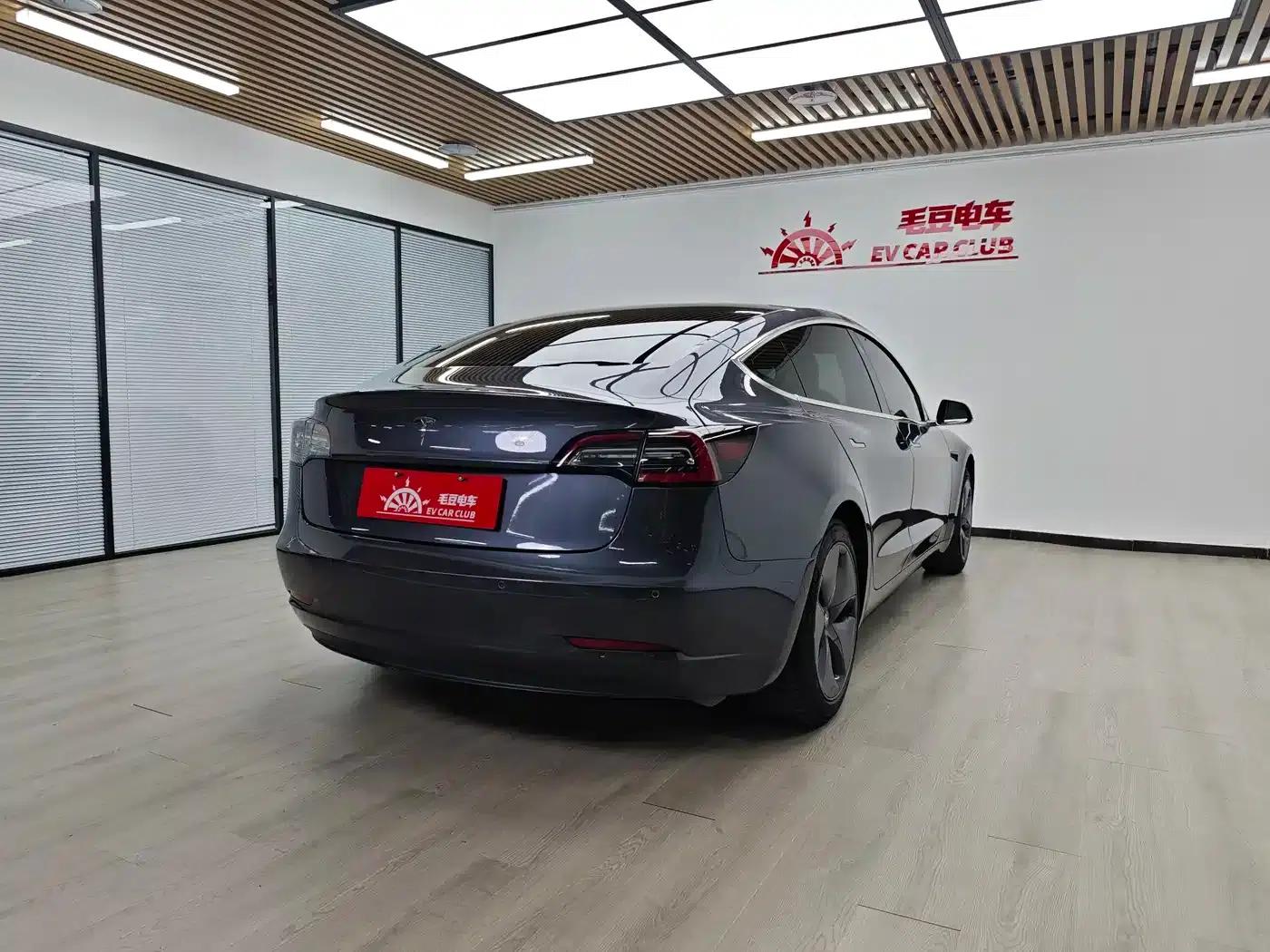 Model 3 2019 Standard Range Rear-Wheel Drive Upgrade — миниатюра 4