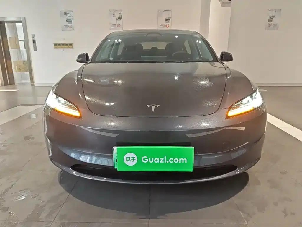 Model 3 2023 Rear-Wheel Drive — миниатюра 3