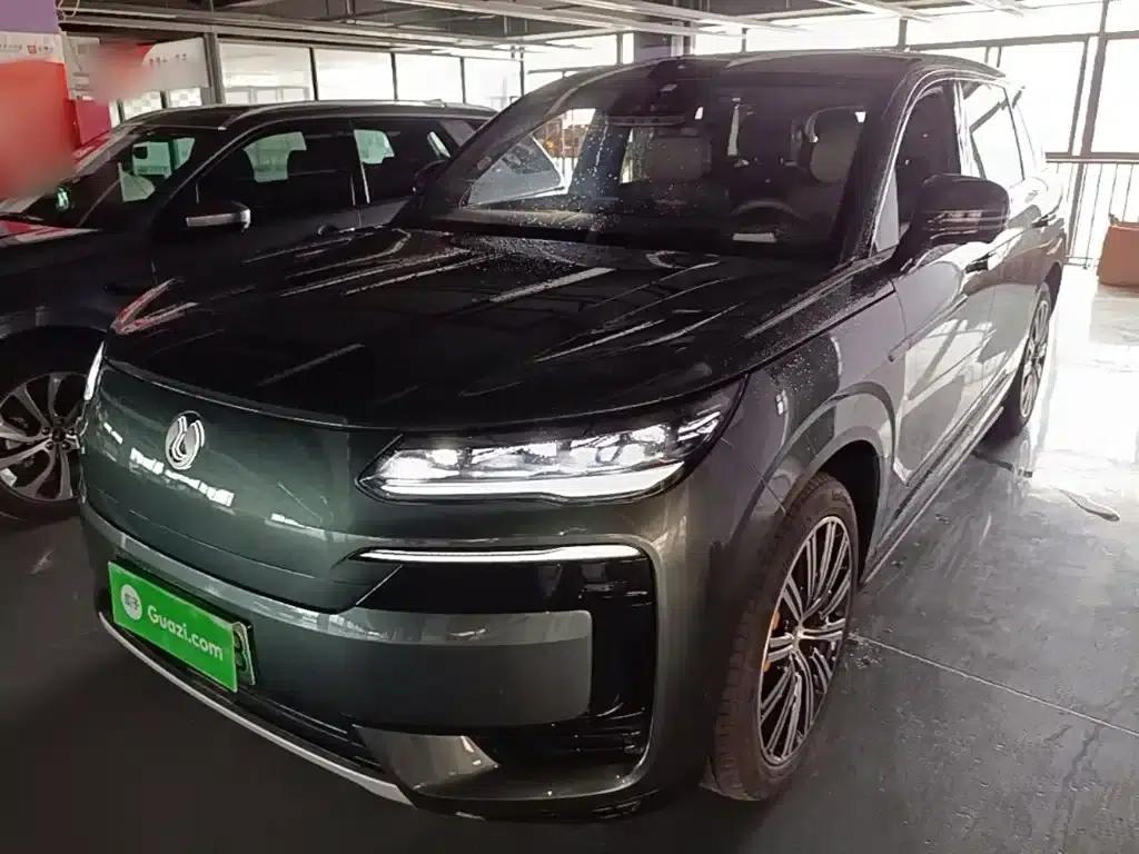 Denza N9 2025 Flagship Edition — миниатюра 1