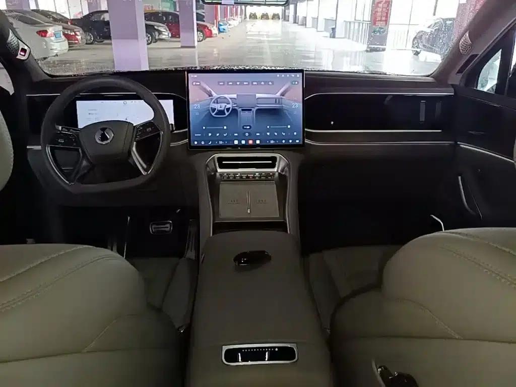 Denza N9 2025 Flagship Edition — миниатюра 10
