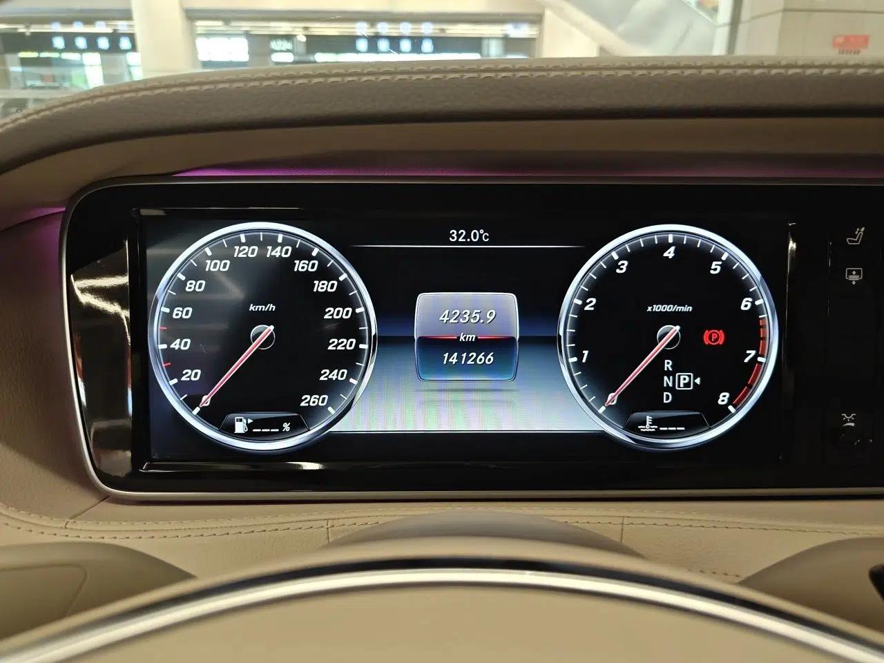 Mercedes-Benz S-Class 2014 S 320 L Business Model — миниатюра 11