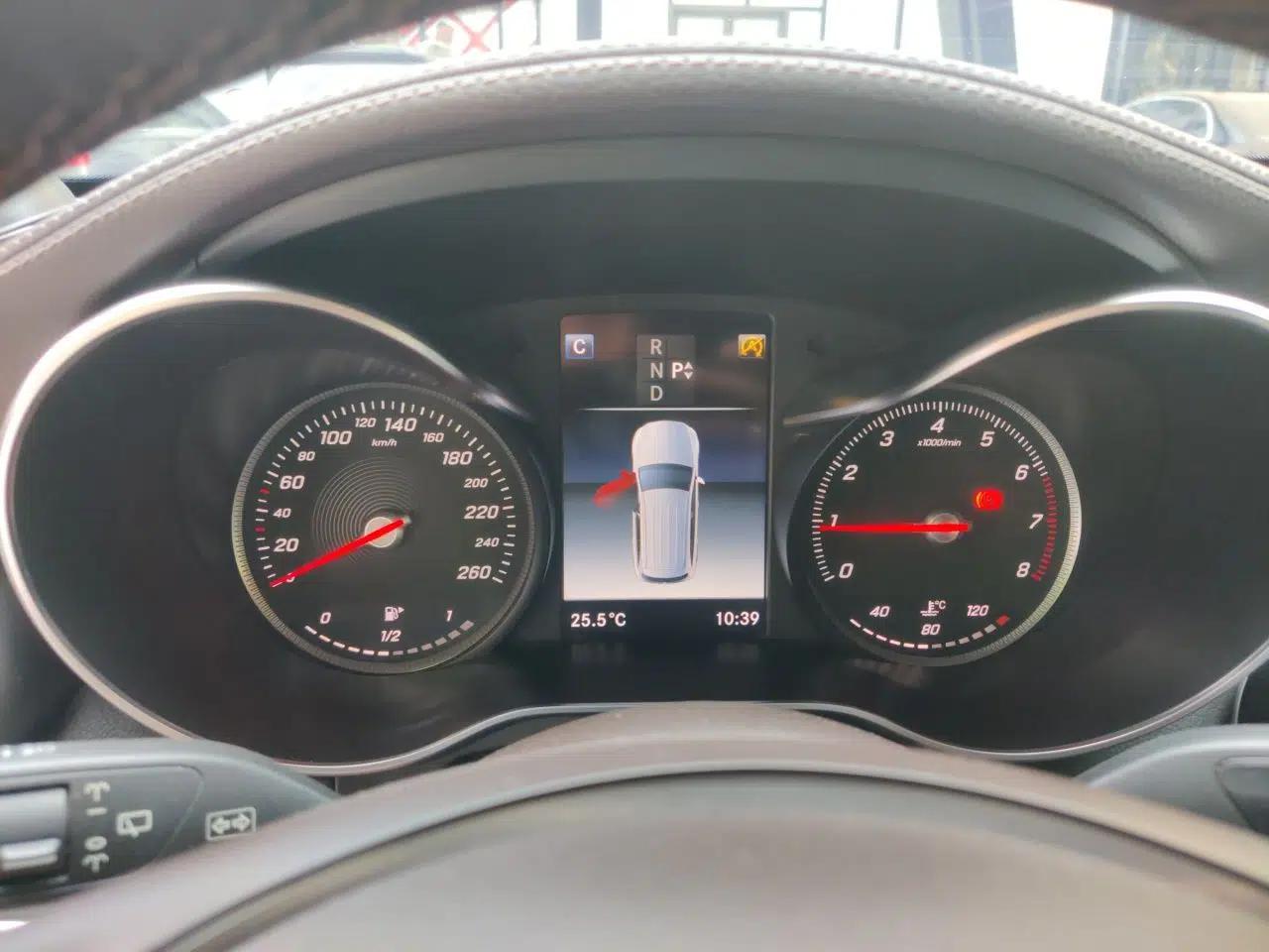 Mercedes-Benz GLC 2018 GLC 260 4MATIC Dynamic Edition — миниатюра 11