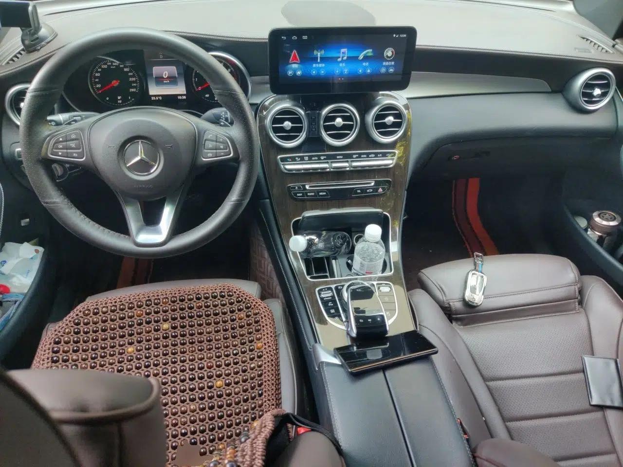 Mercedes-Benz GLC 2018 GLC 260 4MATIC Dynamic Edition — миниатюра 9