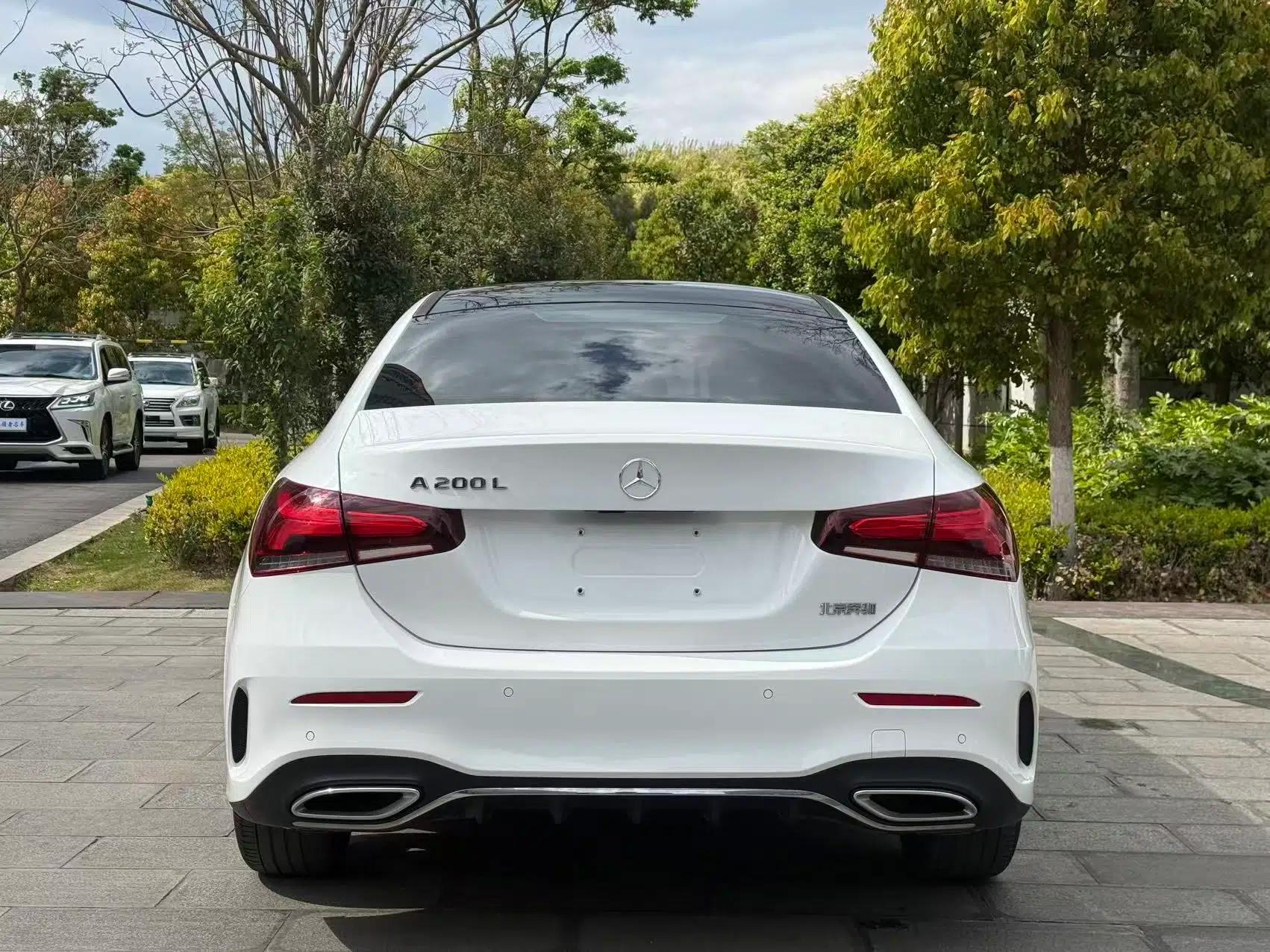 Mercedes-Benz A-Class 2021 A 200 L Sport Sedan Dynamic Model — миниатюра 6