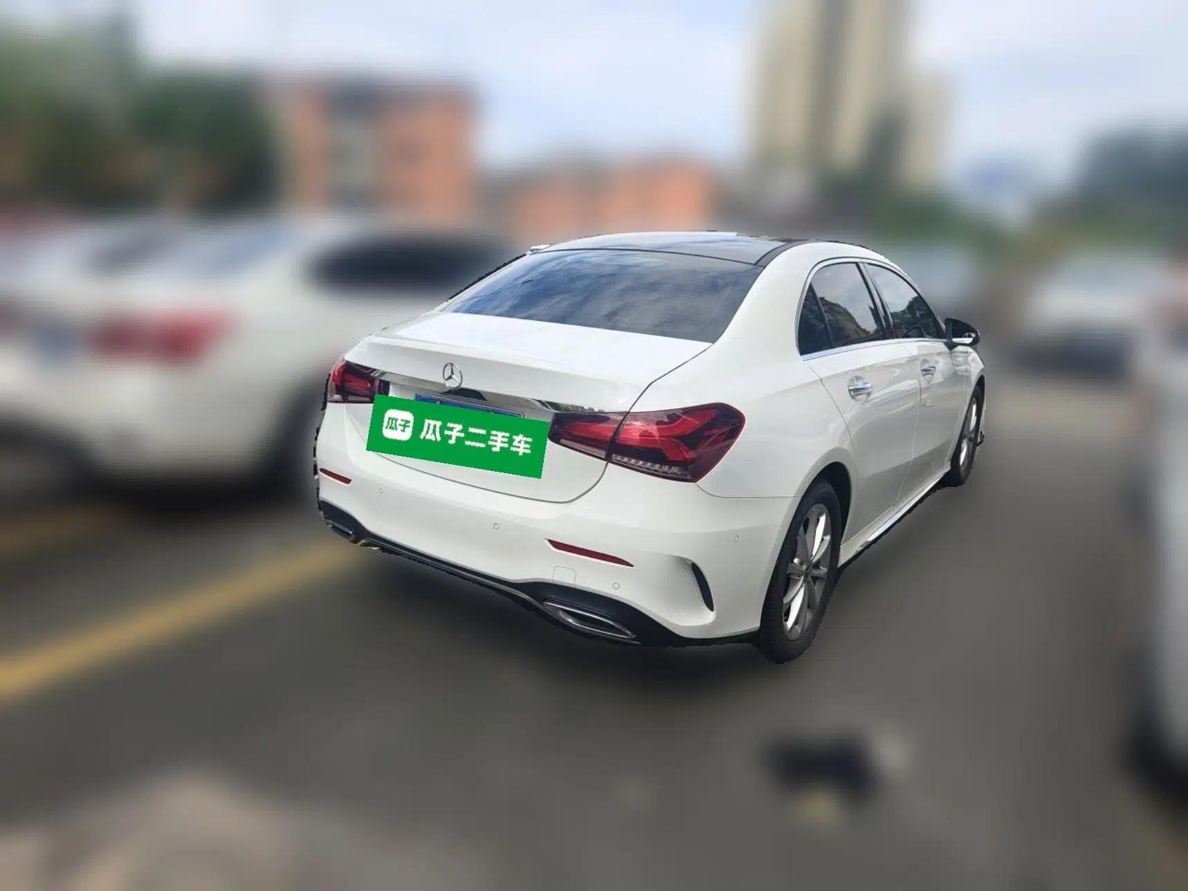 Mercedes-Benz A-Class 2022 Restyled A 200 L Sport Sedan Fashion Version — миниатюра 6