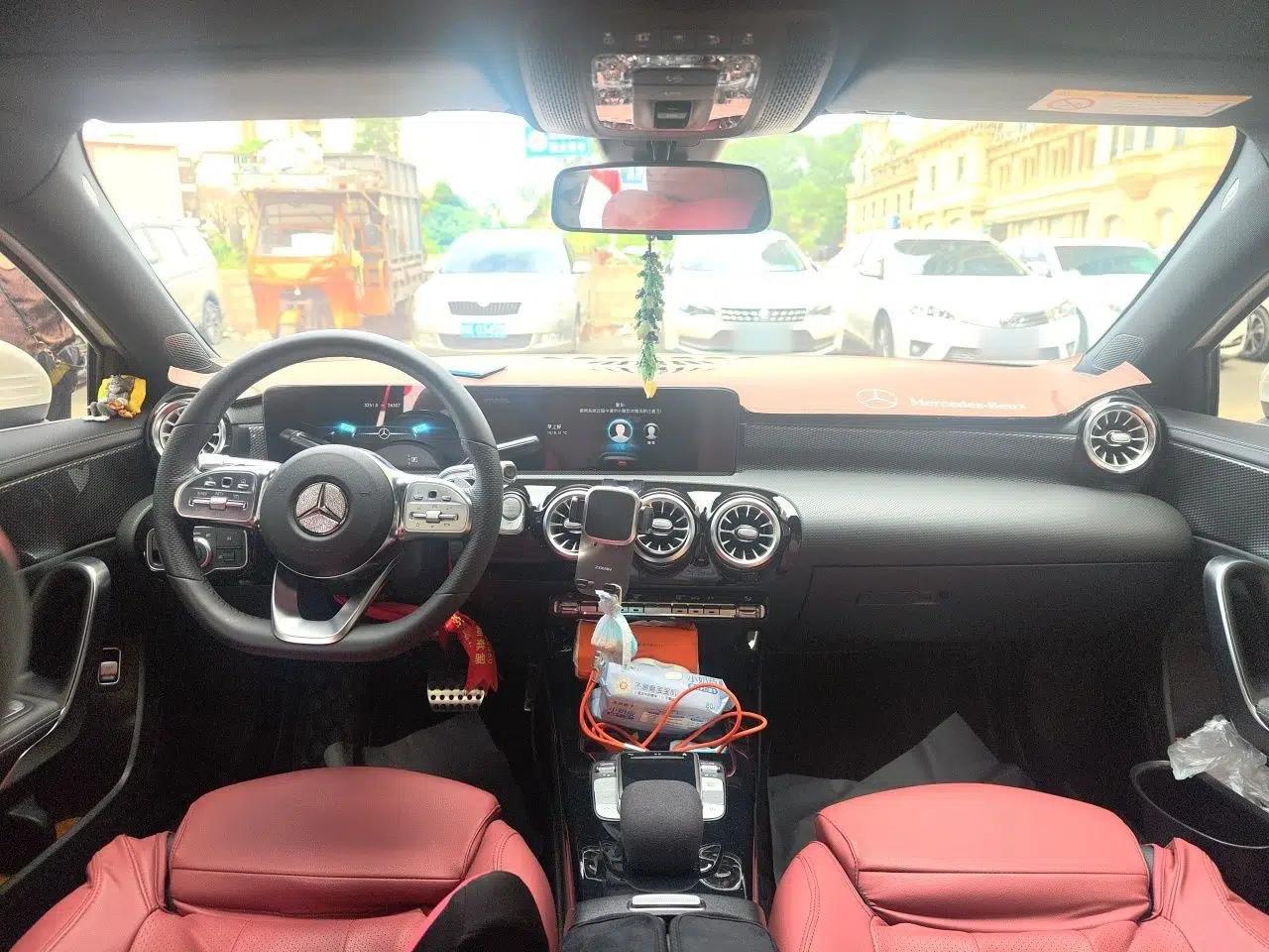 Mercedes-Benz A-Class 2022 Restyled A 200 L Sport Sedan Fashion Version — миниатюра 9