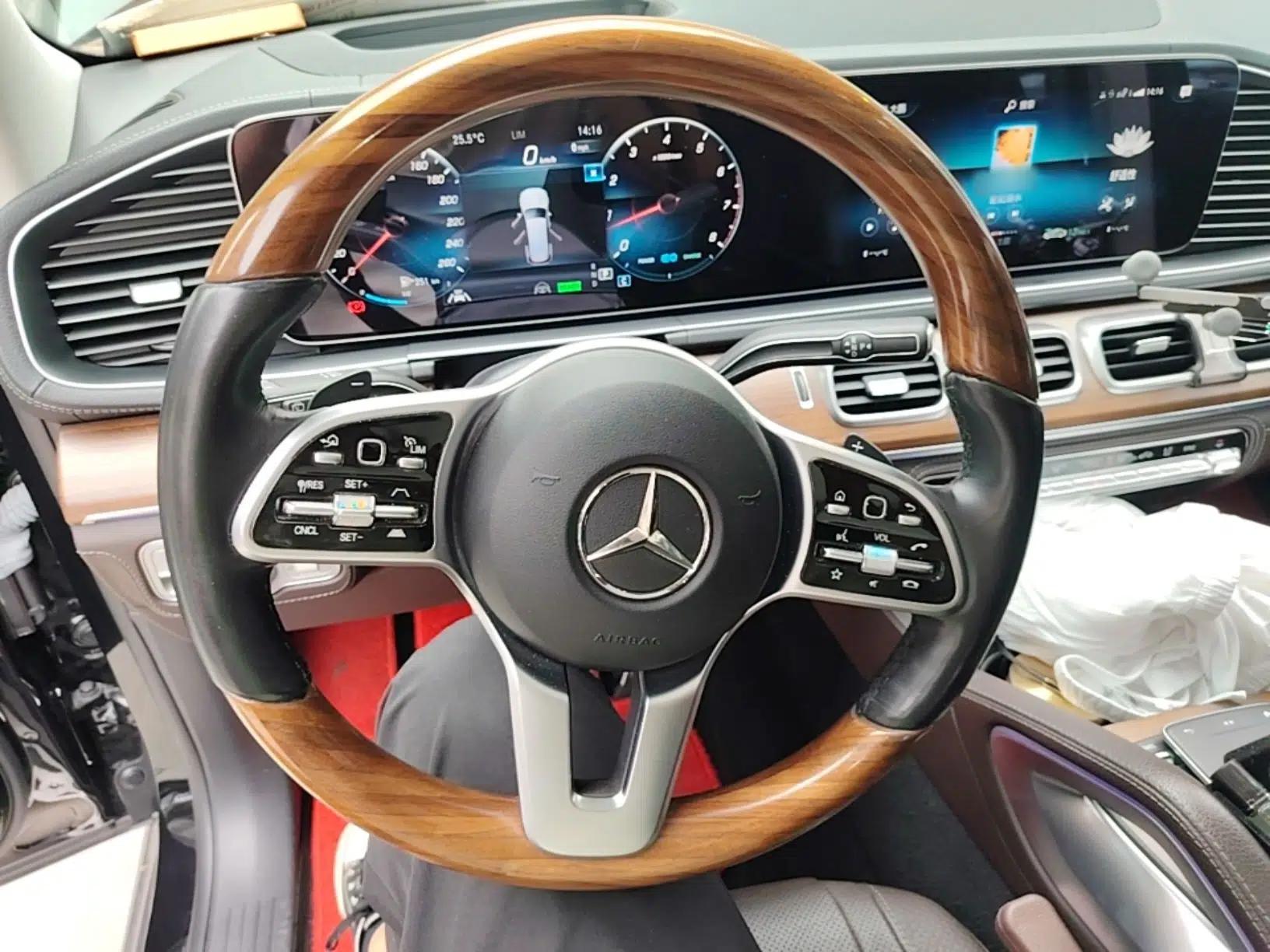 Mercedes-Benz GLS 2022 Second Facelift GLS 450 4MATIC Luxury Edition — миниатюра 10