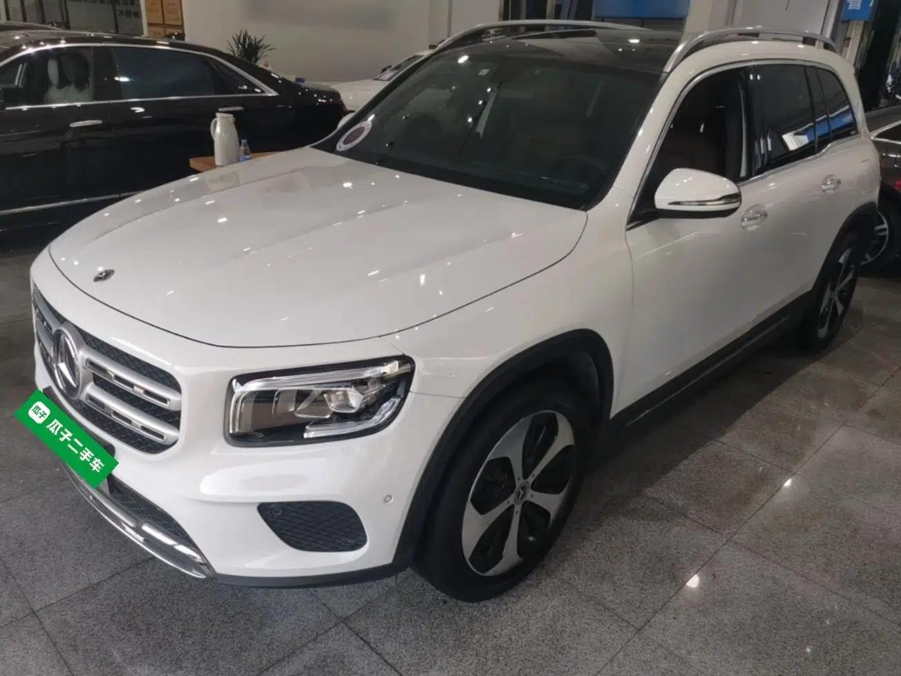 Mercedes-Benz GLB 2021 GLB 200 Fashion Model — миниатюра 1