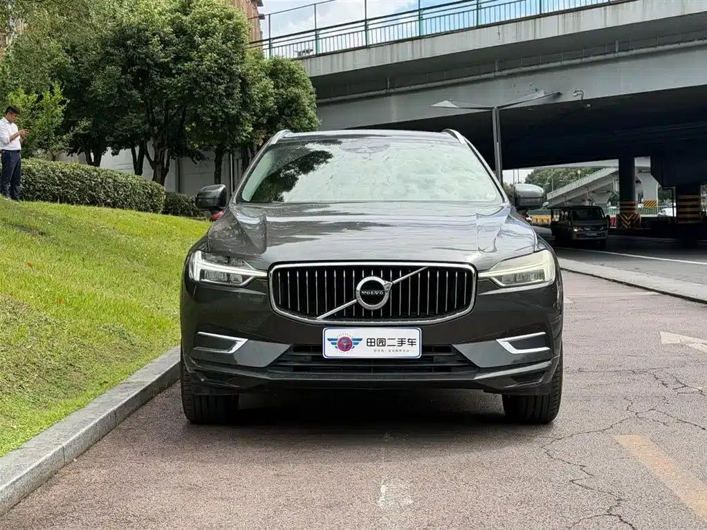 2020 Volvo XC60 T5 AWD Inscription Luxury Edition — миниатюра 2
