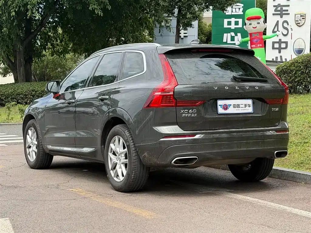 2020 Volvo XC60 T5 AWD Inscription Luxury Edition — миниатюра 4