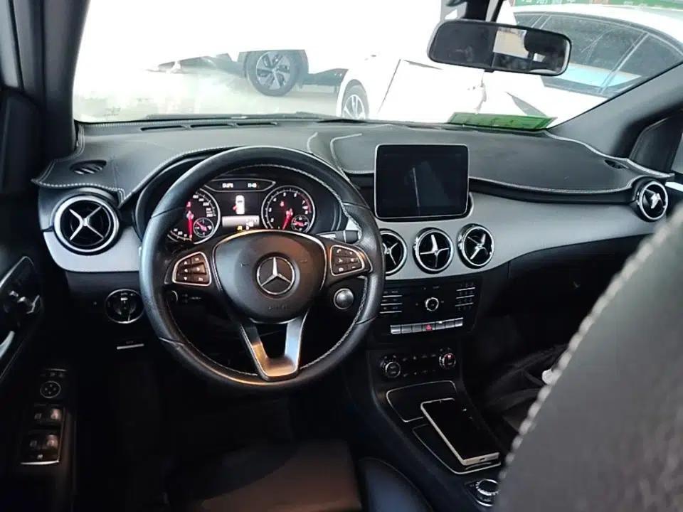 Mercedes-Benz B-Class 2017 B 200 Fashion Model — миниатюра 12