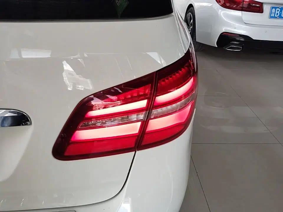 Mercedes-Benz B-Class 2017 B 200 Fashion Model — миниатюра 9