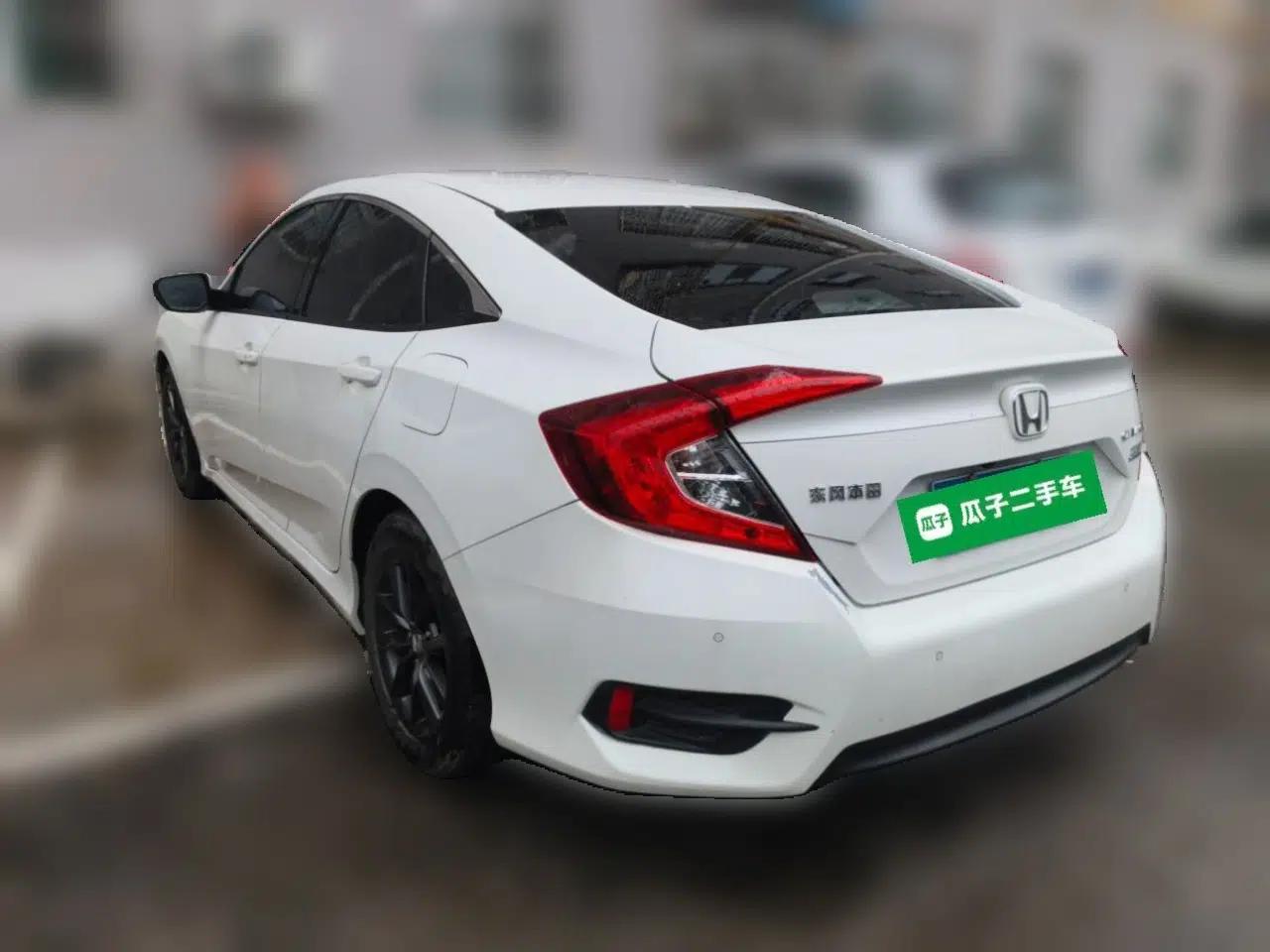 Honda Civic 2019 220TURBO Manual Jinkong Edition China VI — миниатюра 4