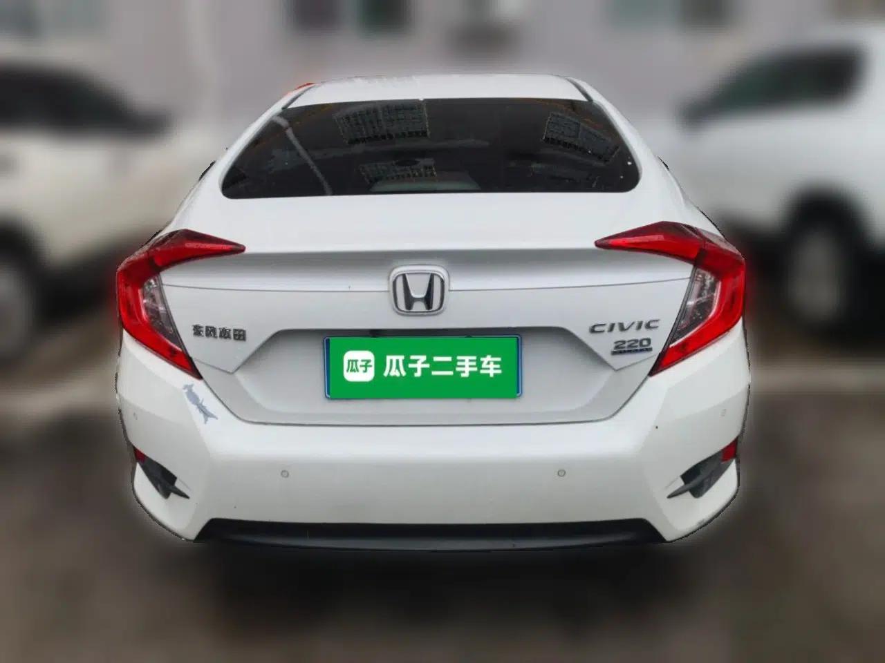 Honda Civic 2019 220TURBO Manual Jinkong Edition China VI — миниатюра 5