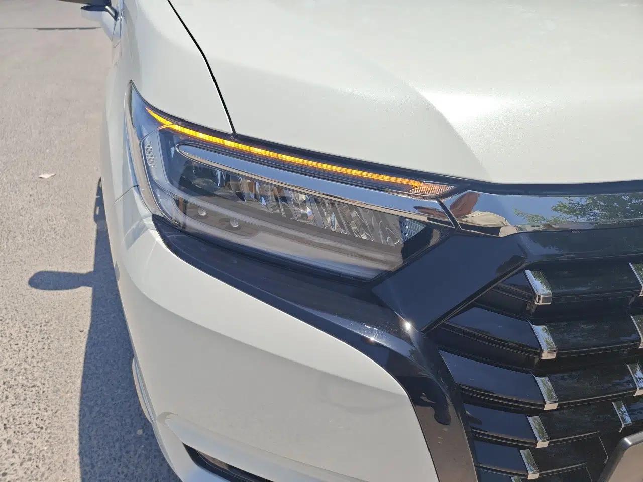 Honda Elysion 2022 2.0L eHEV Luxury First Edition — миниатюра 7
