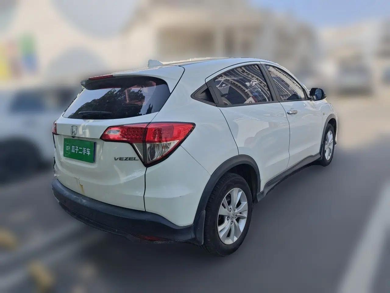 Honda Vezel 2019 1.5L CVT Pioneer Edition China VI — миниатюра 6