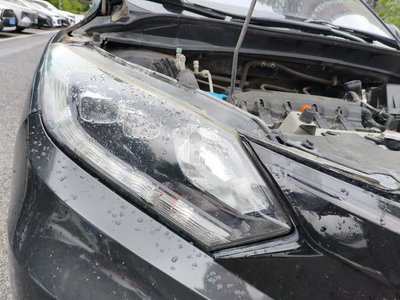Honda Vezel 2015 1.8L CVT Four-Wheel Drive Flagship Model — миниатюра 7